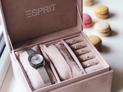 esprit-sieraden-box-gratis-bij-aankoop-esprit-horloge.jpg esprit-sieraden-box-gratis-bij-aankoop-esprit-horloge.jpg